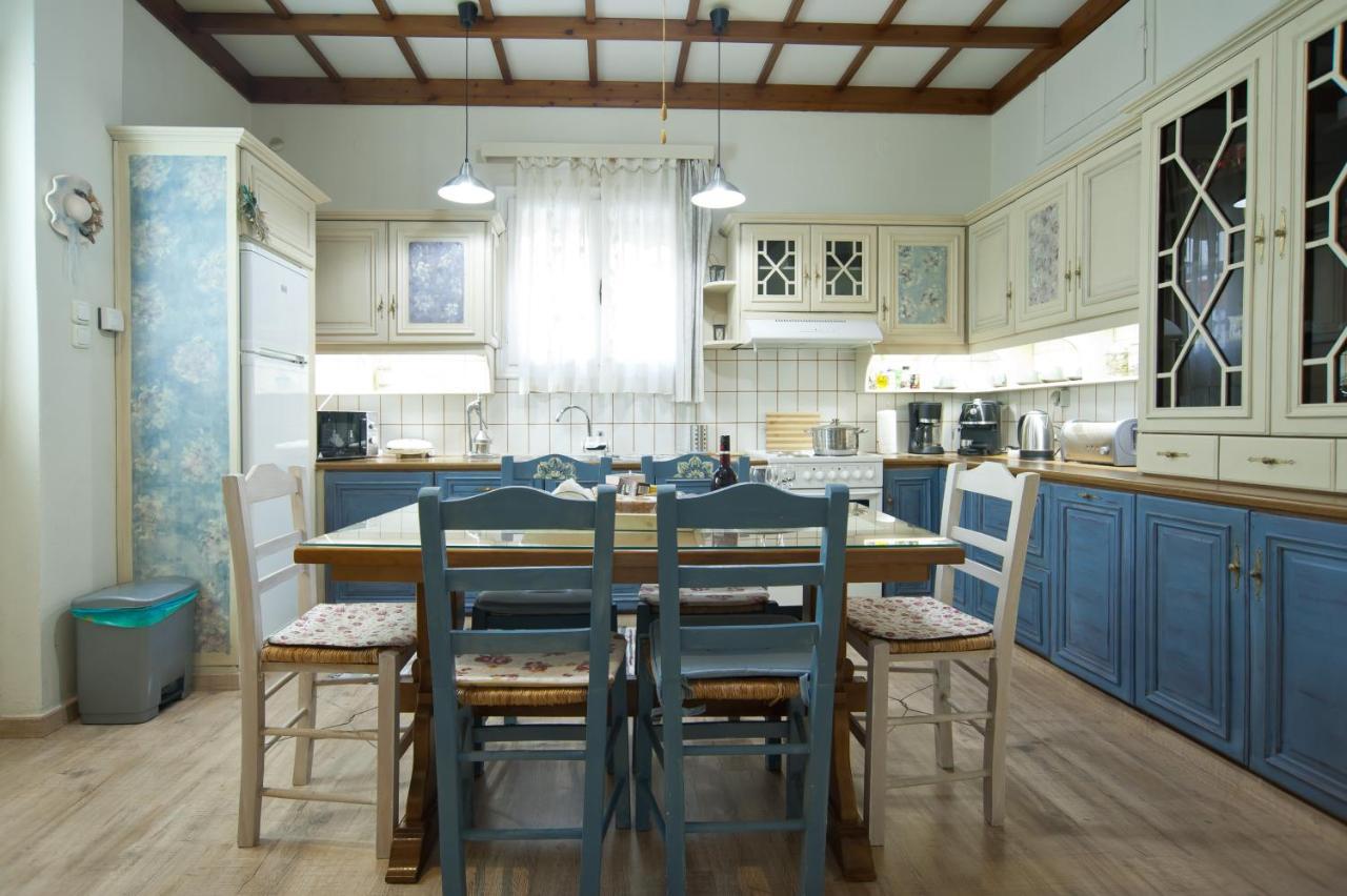 Luxury Seafront House Nearby Delphi Apartment Kirra ภายนอก รูปภาพ